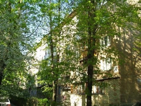 Киев, Ереванская ул., 14Б