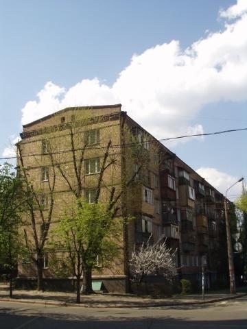 Киев, Ереванская ул., 31/1