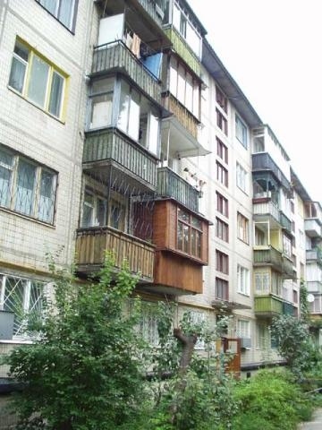 Киев, Жамбила Жабаева ул., 2