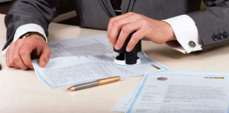 Минюст инициирует введение уголовной ответственности для нотариусов