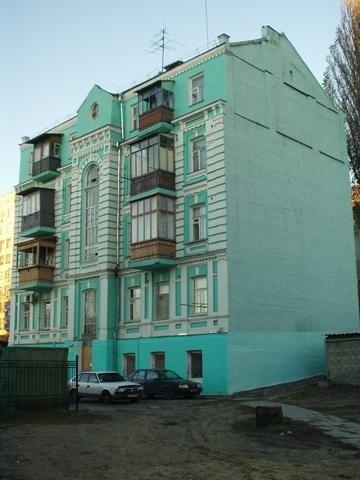 Київ, Жилянська вул., 120Б