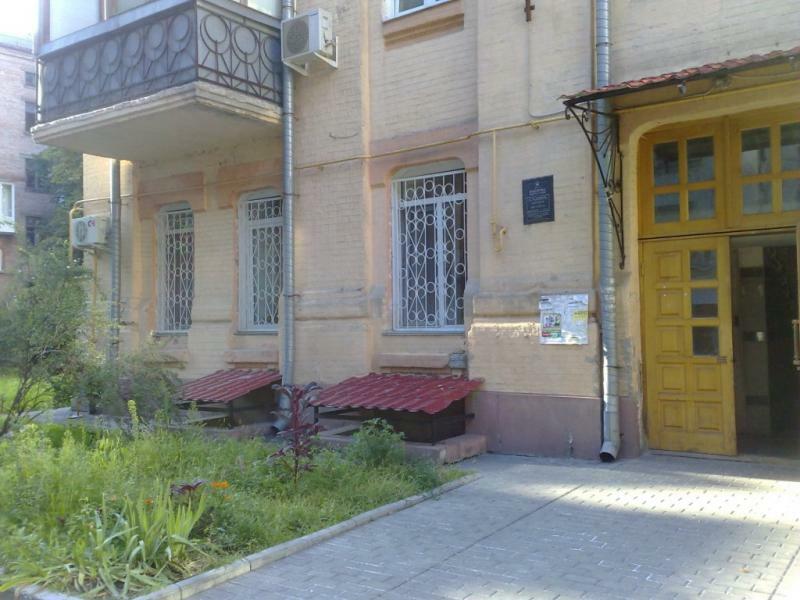 Київ, Велика Житомирська вул., 6А