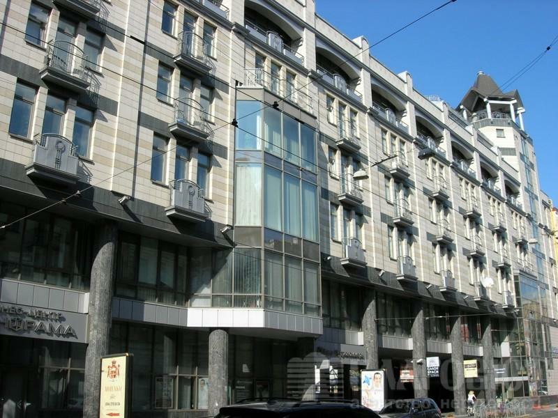 Аренда 4-комнатной квартиры 200 м², Большая Житомирская ул., 20