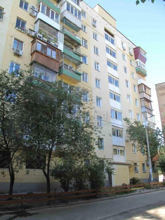 Продаж 3-кімнатної квартири 66 м², Євгена Коновальця вул., 18/2