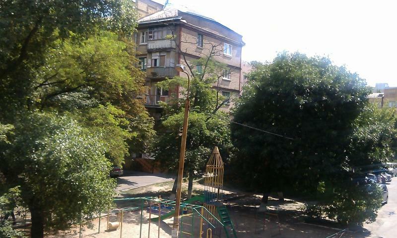 Киев, Еленовская ул., 34А