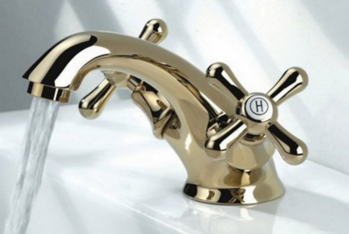 Тарифы на горячую воду в Киеве в августе 2016 года