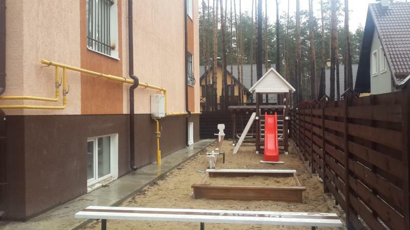 Київська обл., Бучанський район, м. Ірпінь, Космонавта Поповича вул., 1