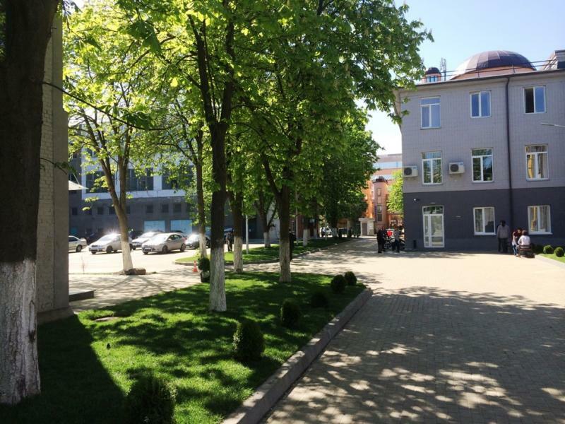 Продаж офісу 6175 м², Полевая вул., 21