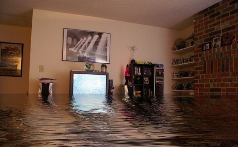 Как заказать независимую оценку ущерба, причиненного соседями при затоплении