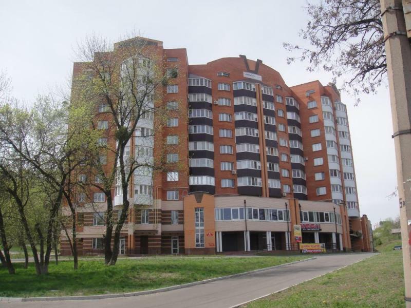 Полтава, Небесної Сотні вул., 74