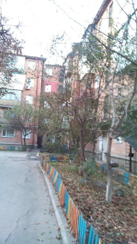 Полтава, Театральна вул., 1А