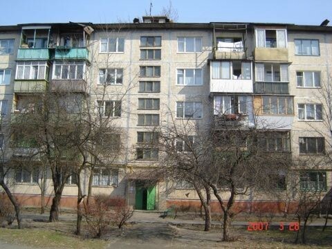 Киев, Ивана Микитенко ул., 23