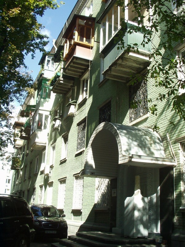 Киев, Ивана Мазепы ул., 11А
