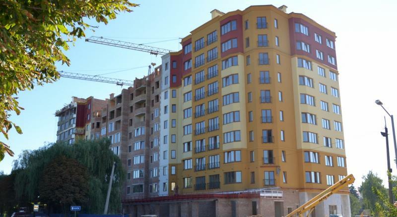 Луцьк, Набережна вул., 8