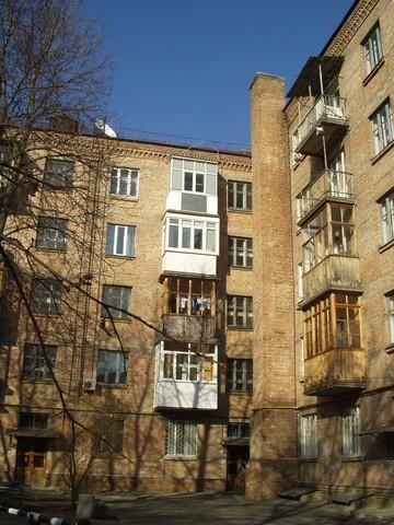 Киев, Леси Украинки бул., 32А