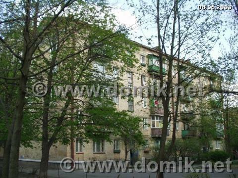Киев, Искровская ул., 11