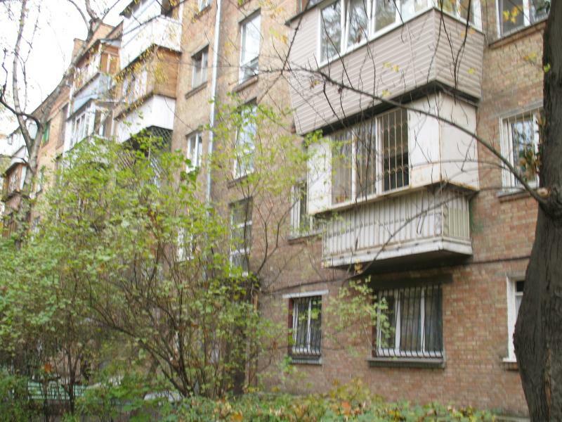 Киев, Джона Маккейна ул., 35А