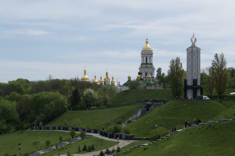 Київ, Ивана Мазепы вул., 11Б