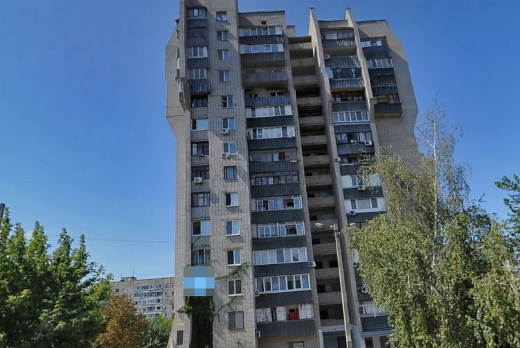 Продаж 3-кімнатної квартири 71 м², Героїв просп., 48