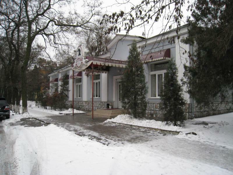 Днепропетровская обл., г. Никополь, Трубников просп., 55