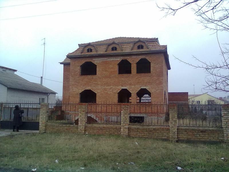 Днепропетровская обл., г. Новомосковск, Боженко ул., 35