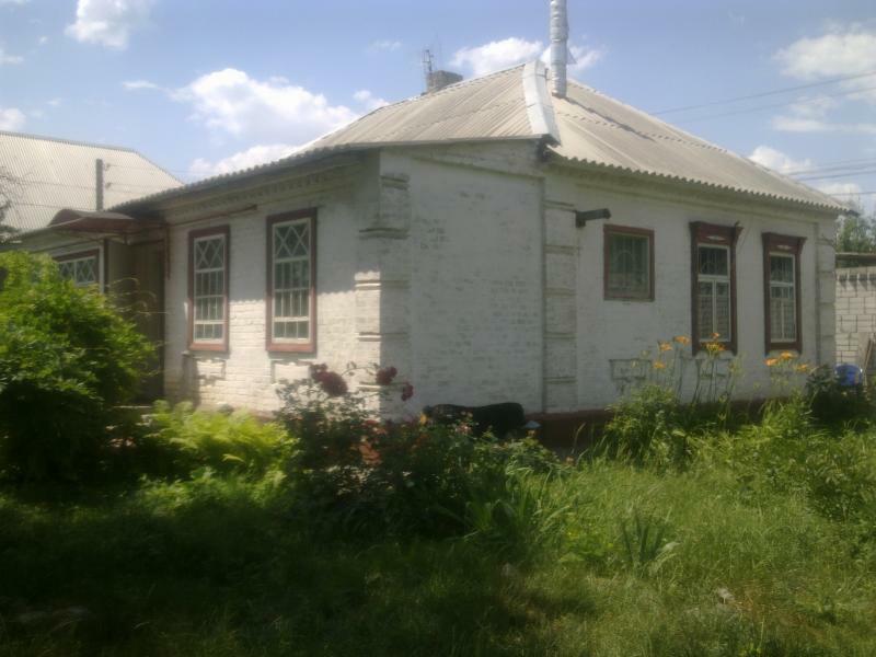 Днепропетровская обл., Днепровский район, г. Подгородное, 1-й Днепровский пер., 32