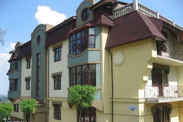 Київська обл., Бучанський район, м. Ірпінь, Кошового вул., 2