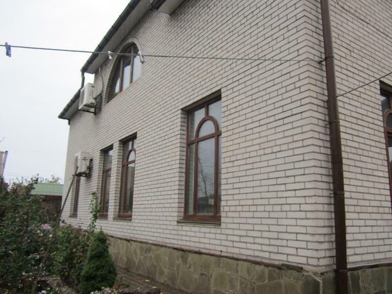 Донецька обл., м. Маріуполь, Прожекторна вул., 53