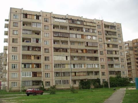 Київ, Петра Григоренка просп., 25Б