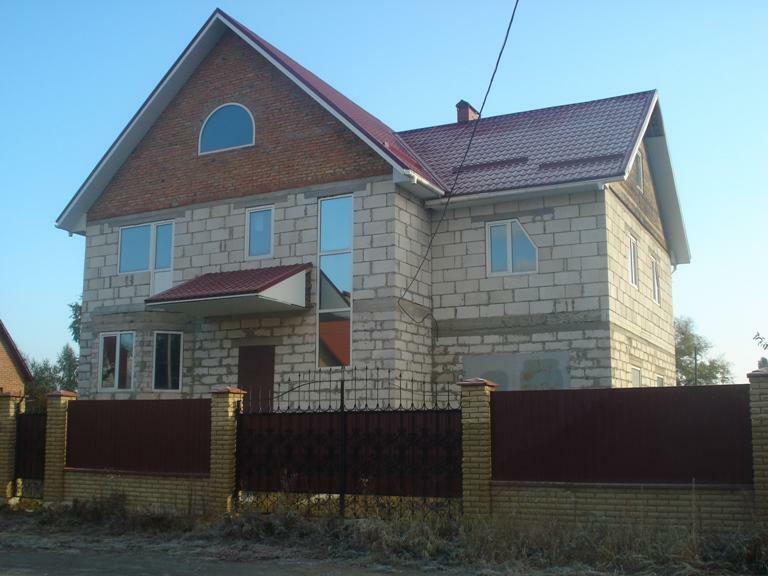Житомирская обл., г. Новоград-Волынский, Морская ул., 1