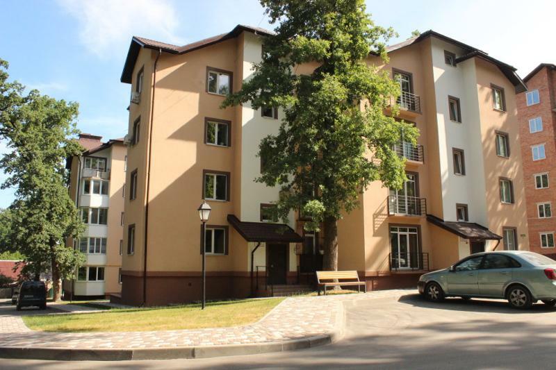 Киевская обл., Бучанский район, г. Ирпень, Толстого ул., 34