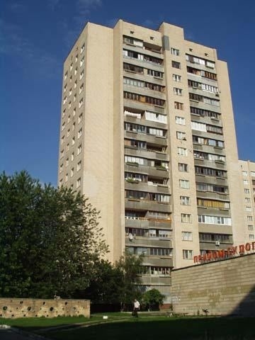 Київ, Митрополита Андрея Шептицького вул., 22В
