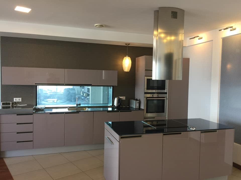 Продаж 4-кімнатної квартири 174 м², Володимира Вернадського вул., 35Б К2