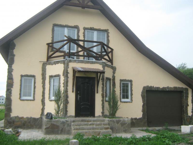 Київська обл., Бориспільський район, м. Бориспіль, Амосова вул., 12