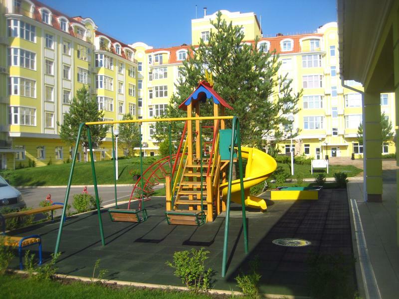 Киевская обл., Бориспольский район, г. Борисполь, Леси Украинки ул., 14