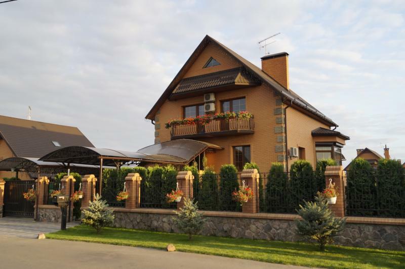 Киевская обл., Бориспольский район, г. Борисполь, Полтавская ул., 3