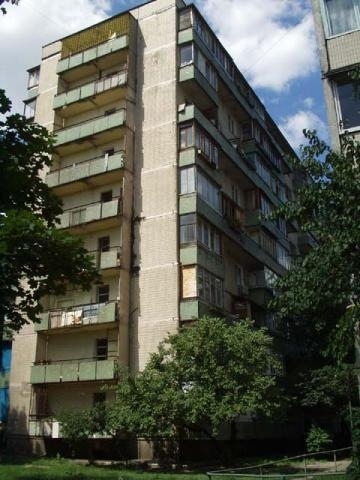 Київ, Андрія Малишко вул., 27
