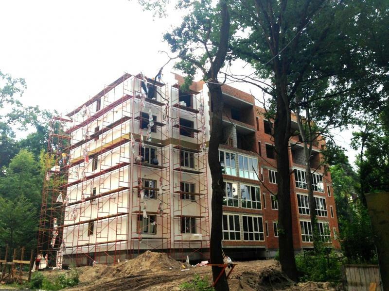 Київська обл., Бучанський район, м. Ірпінь, Лесі Українки вул., 1М