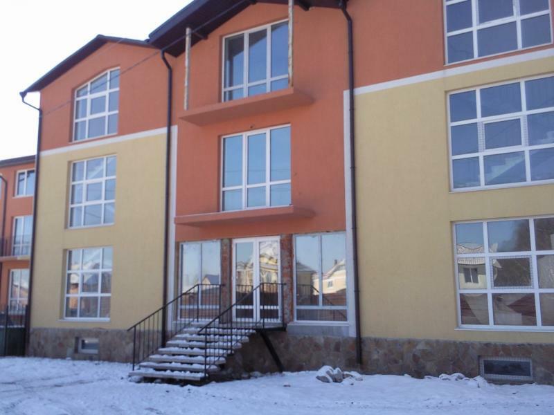 Київська обл., Бучанський район, м. Ірпінь, Новооскольська вул., 38