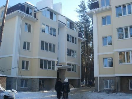 Київська обл., Бучанський район, м. Ірпінь, Гостомельське шосе, 18