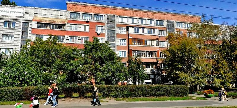 Оренда 4-кімнатної квартири 90 м², Перемоги просп., 30