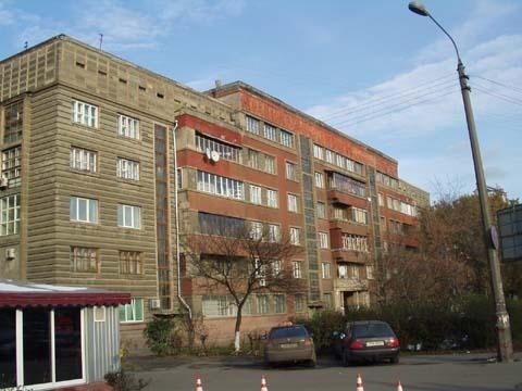 Оренда 4-кімнатної квартири 90 м², Перемоги просп., 30