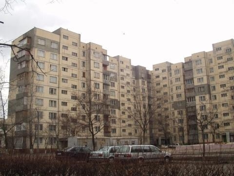 Киев, Героев Сталинграда просп., 63