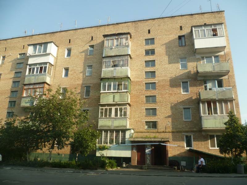 Киевская обл., Бучанский район, г. Ирпень, Мира ул., 14