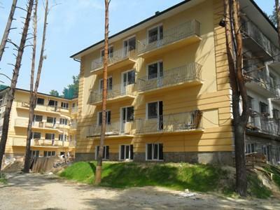 Київська обл., Бучанський район, м. Ірпінь, Максима Рильського вул., 1