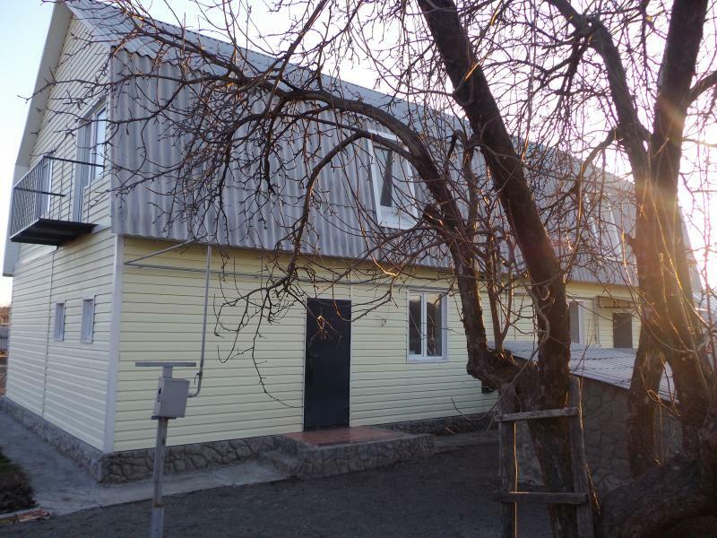 Київська обл., Бучанський район, смт Ворзель, 1-го Мая вул., 17