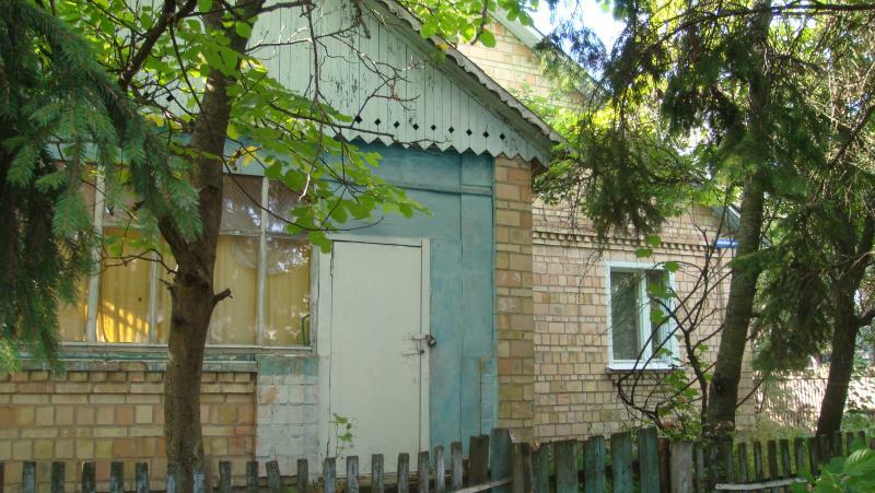 Київська обл., Бучанський район, смт Гостомель, Свято-Покровська вул., 3