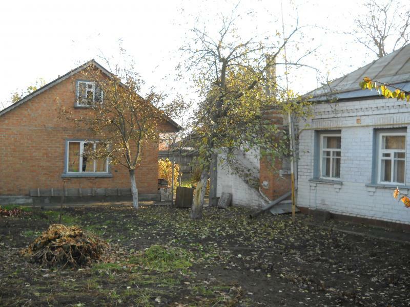 Київська обл., Бориспільський район, м. Переяслав, Школьная вул., 2