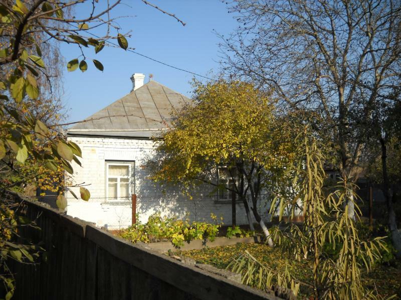 Київська обл., Бориспільський район, м. Переяслав, Школьная вул., 2