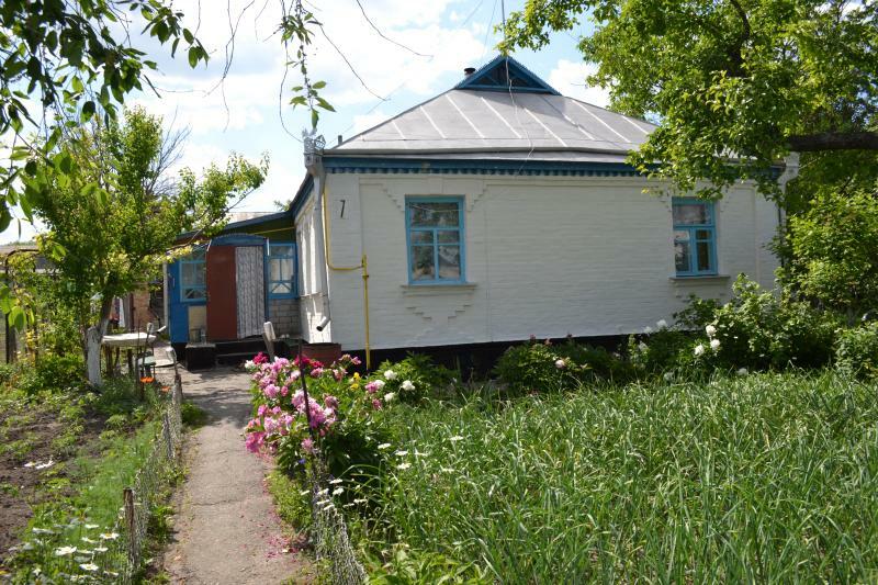 Київська обл., Кагарлицький район, м. Ржищів, Чапаева вул., 7